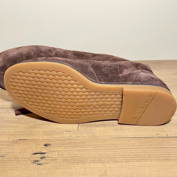 Hush Puppies women’s Cyra Cantelyn chukka boot. Brown suede. Like new Size US 8 - Picture 5 of 6